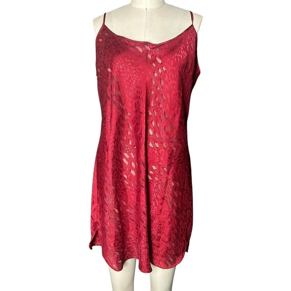 Secret-treasures Women's Red and Burgundy Dress